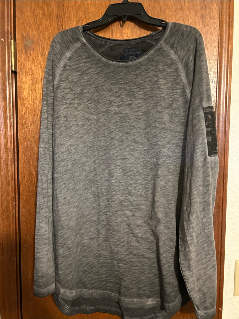 American Rag Casual Men's Gray Long-Sleeve Tee